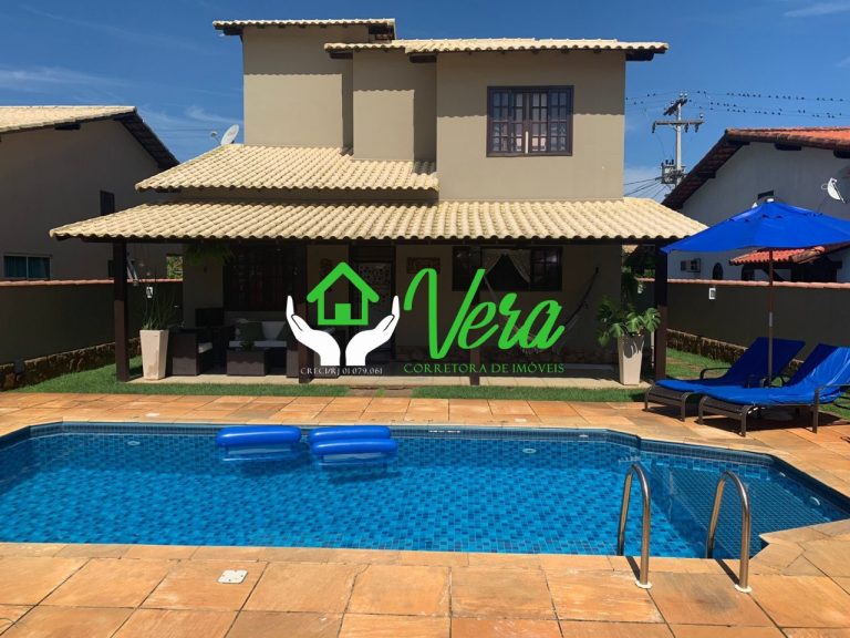 Vendo Casa linda com piscina na Região dos Lagos